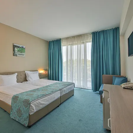 Arena Mar And Golden Sands