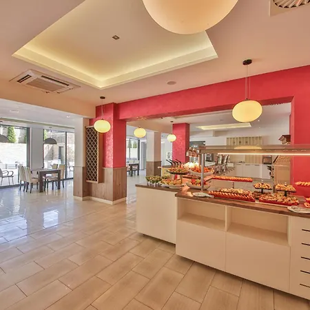 Hotell Arena Mar And 4*