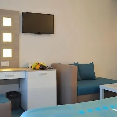 Arena Mar And Golden Sands